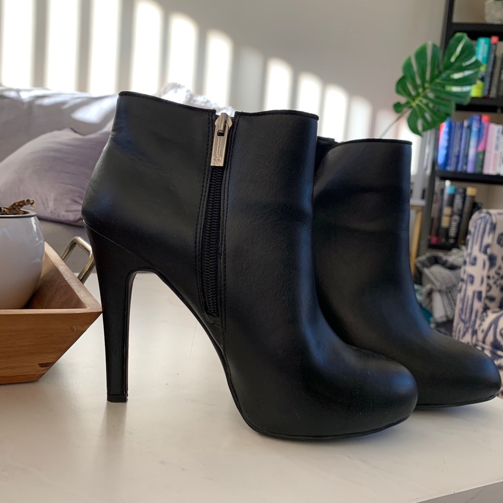 Jessica Simpson Black Booties